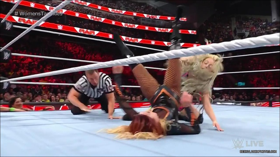 WWE_Monday_Night_Raw_2023_04_10_720p_HDTV_x264-NWCHD_mp4_002626711.jpg