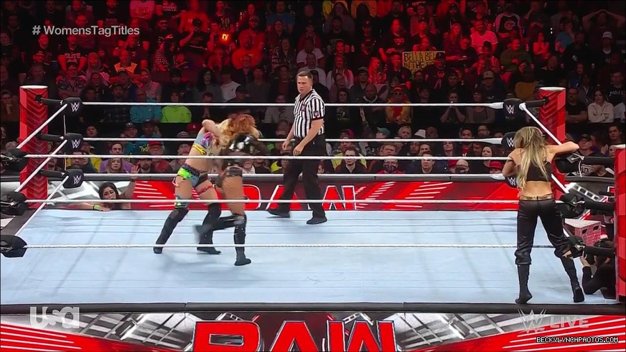 WWE_Monday_Night_Raw_2023_04_10_720p_HDTV_x264-NWCHD_mp4_002629114.jpg