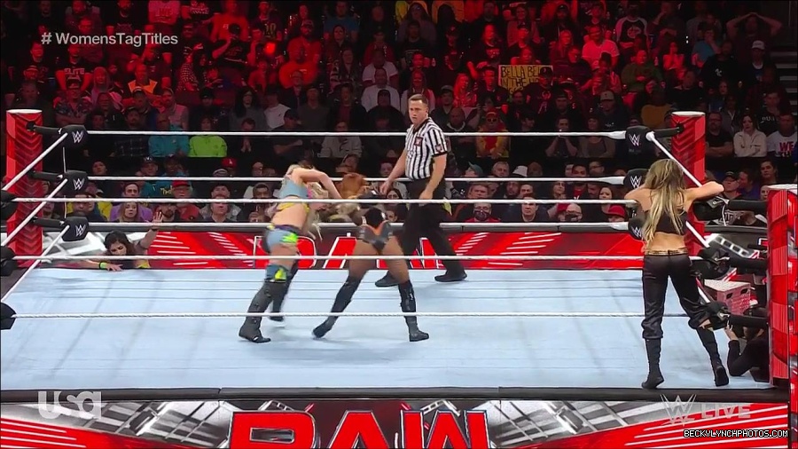 WWE_Monday_Night_Raw_2023_04_10_720p_HDTV_x264-NWCHD_mp4_002629514.jpg