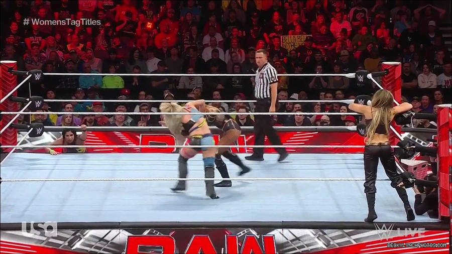 WWE_Monday_Night_Raw_2023_04_10_720p_HDTV_x264-NWCHD_mp4_002629914.jpg