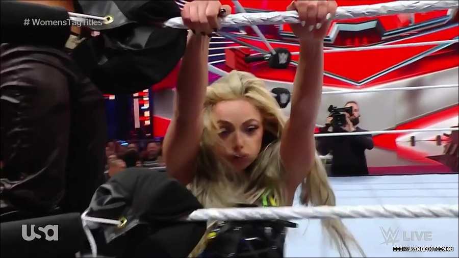 WWE_Monday_Night_Raw_2023_04_10_720p_HDTV_x264-NWCHD_mp4_002633918.jpg