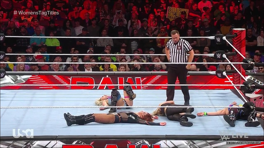 WWE_Monday_Night_Raw_2023_04_10_720p_HDTV_x264-NWCHD_mp4_002675960.jpg