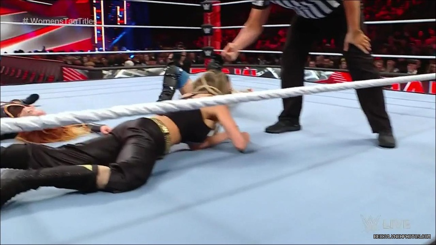 WWE_Monday_Night_Raw_2023_04_10_720p_HDTV_x264-NWCHD_mp4_002680765.jpg