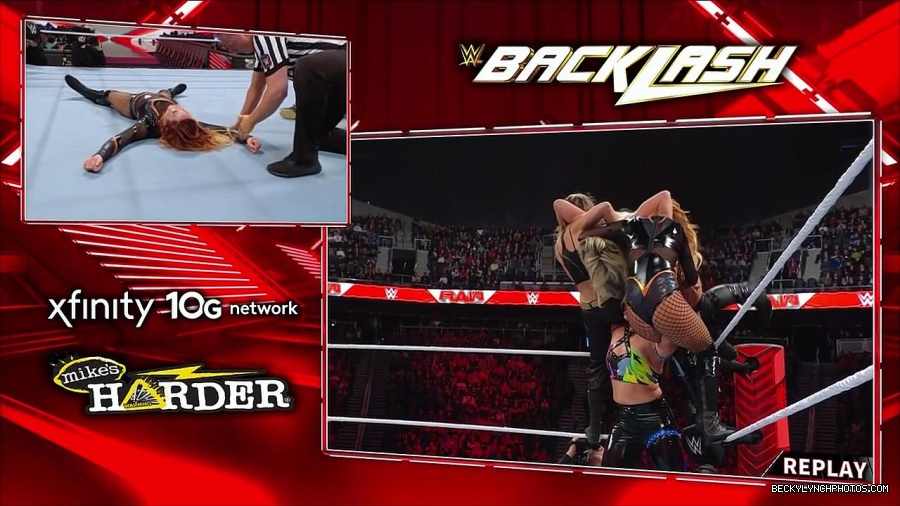 WWE_Monday_Night_Raw_2023_04_10_720p_HDTV_x264-NWCHD_mp4_002683568.jpg