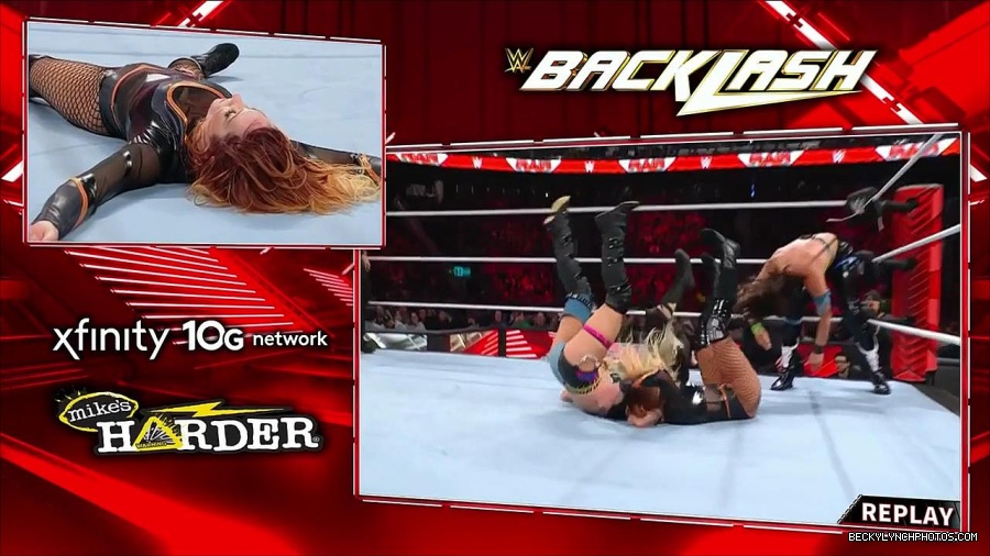 WWE_Monday_Night_Raw_2023_04_10_720p_HDTV_x264-NWCHD_mp4_002688373.jpg