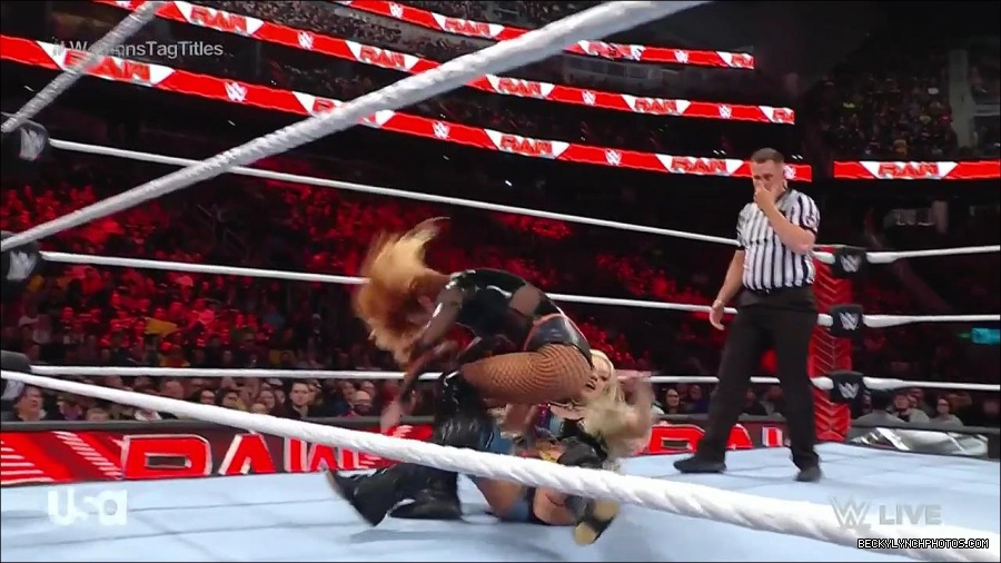 WWE_Monday_Night_Raw_2023_04_10_720p_HDTV_x264-NWCHD_mp4_002705990.jpg