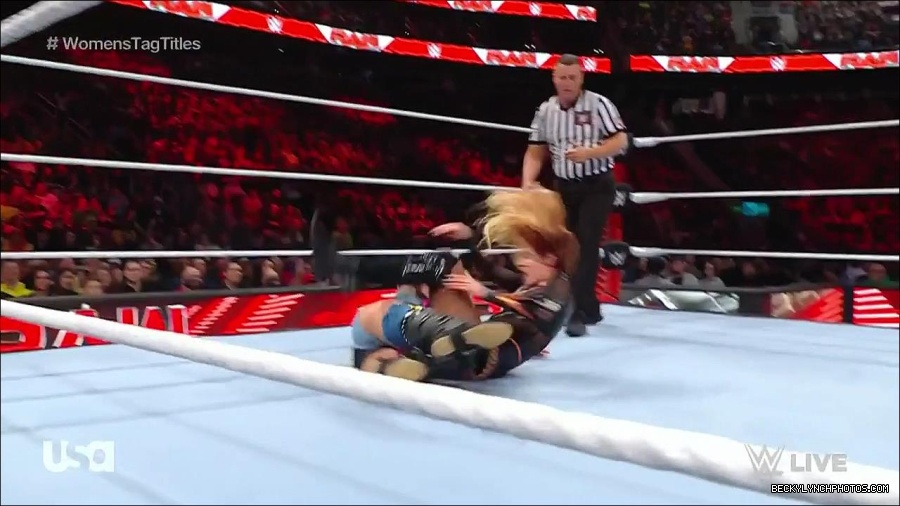 WWE_Monday_Night_Raw_2023_04_10_720p_HDTV_x264-NWCHD_mp4_002706391.jpg