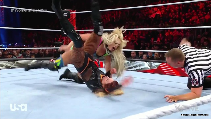 WWE_Monday_Night_Raw_2023_04_10_720p_HDTV_x264-NWCHD_mp4_002708393.jpg