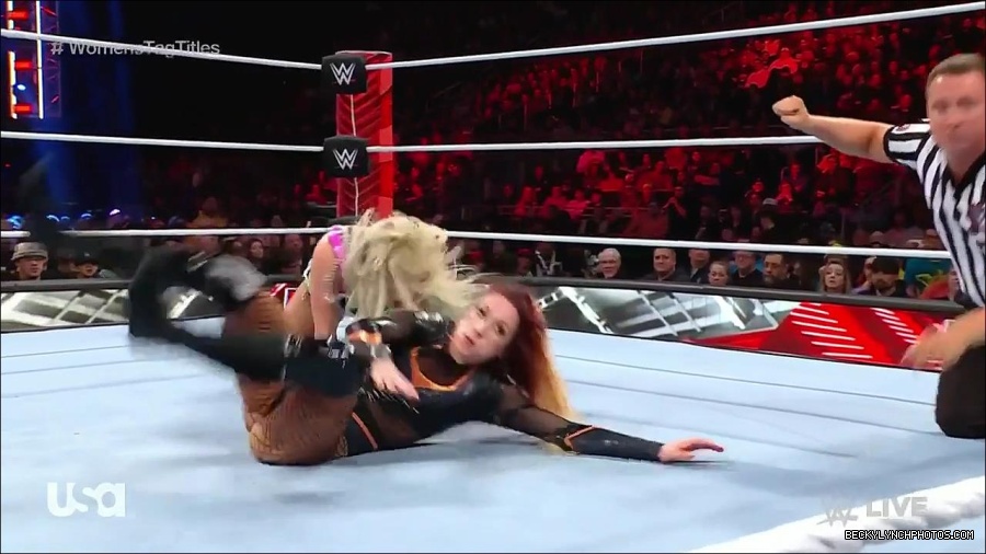 WWE_Monday_Night_Raw_2023_04_10_720p_HDTV_x264-NWCHD_mp4_002708793.jpg