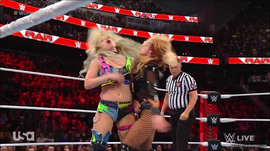 WWE_Monday_Night_Raw_2023_04_10_720p_HDTV_x264-NWCHD_mp4_002713998.jpg