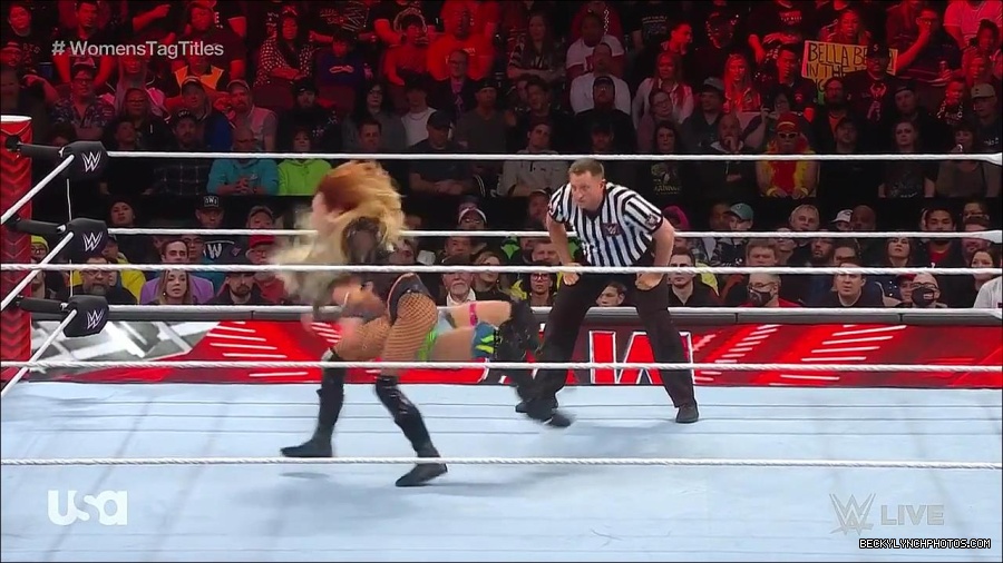 WWE_Monday_Night_Raw_2023_04_10_720p_HDTV_x264-NWCHD_mp4_002717602.jpg