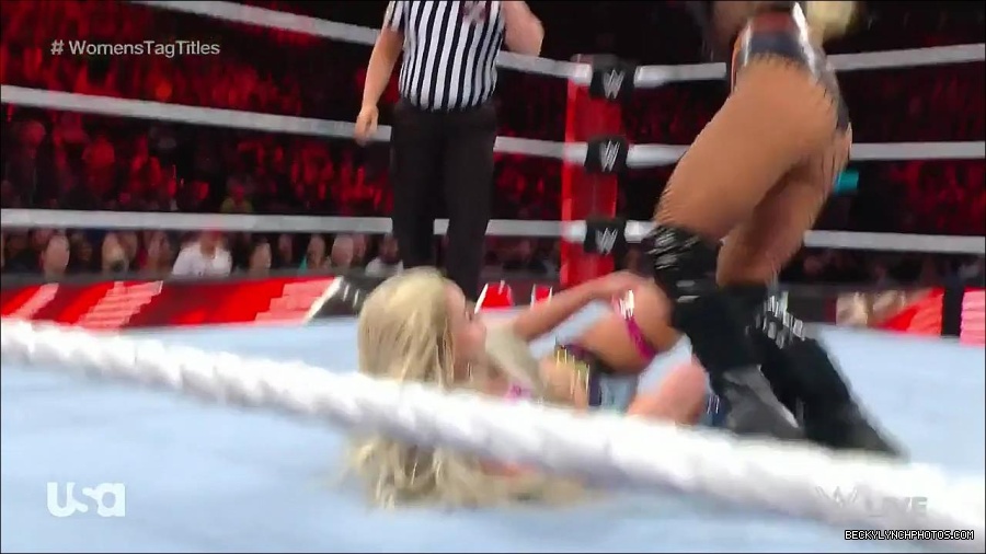 WWE_Monday_Night_Raw_2023_04_10_720p_HDTV_x264-NWCHD_mp4_002718403.jpg