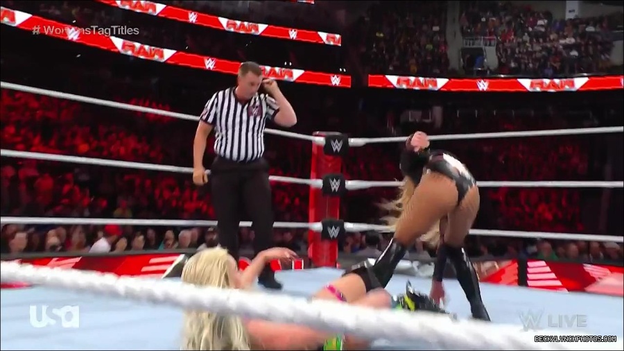 WWE_Monday_Night_Raw_2023_04_10_720p_HDTV_x264-NWCHD_mp4_002719204.jpg