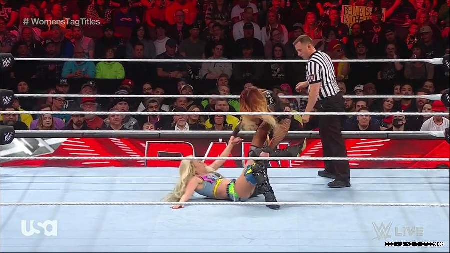 WWE_Monday_Night_Raw_2023_04_10_720p_HDTV_x264-NWCHD_mp4_002721606.jpg