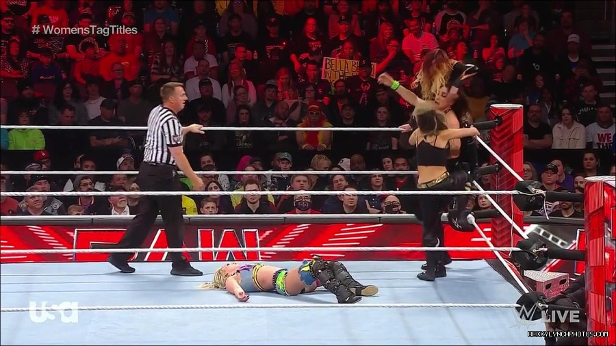 WWE_Monday_Night_Raw_2023_04_10_720p_HDTV_x264-NWCHD_mp4_002732417.jpg