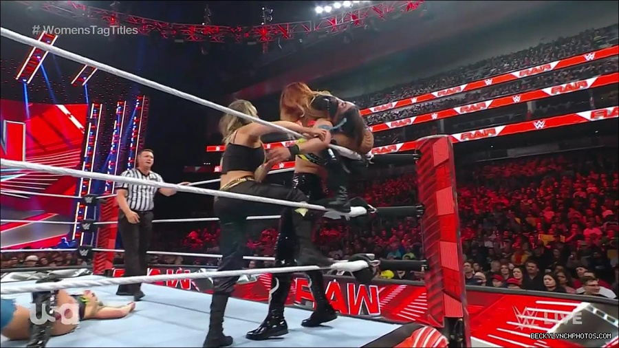WWE_Monday_Night_Raw_2023_04_10_720p_HDTV_x264-NWCHD_mp4_002734419.jpg