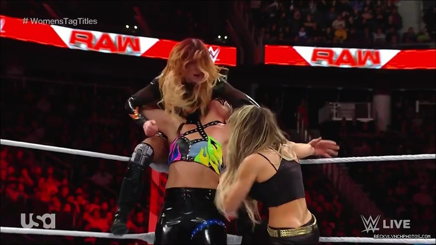 WWE_Monday_Night_Raw_2023_04_10_720p_HDTV_x264-NWCHD_mp4_002735620.jpg