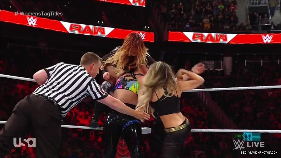WWE_Monday_Night_Raw_2023_04_10_720p_HDTV_x264-NWCHD_mp4_002736821.jpg