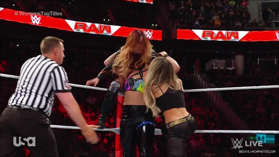 WWE_Monday_Night_Raw_2023_04_10_720p_HDTV_x264-NWCHD_mp4_002738423.jpg