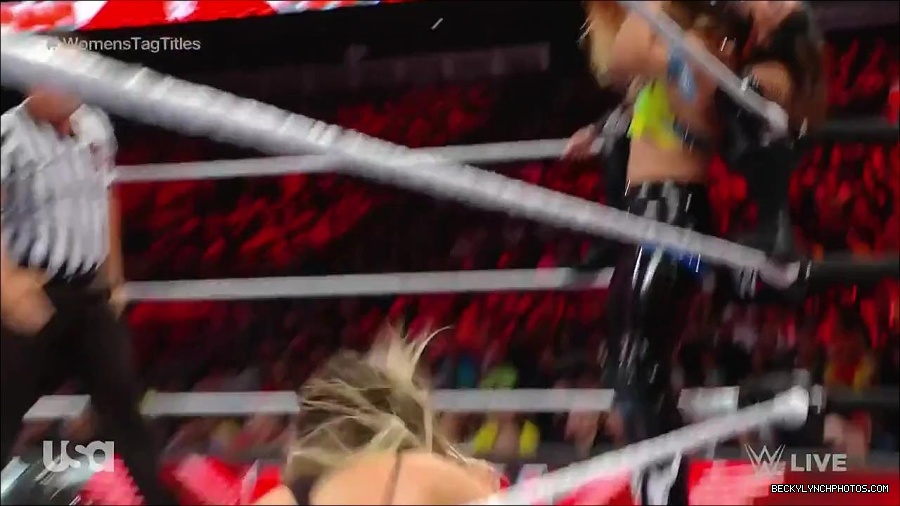 WWE_Monday_Night_Raw_2023_04_10_720p_HDTV_x264-NWCHD_mp4_002741226.jpg