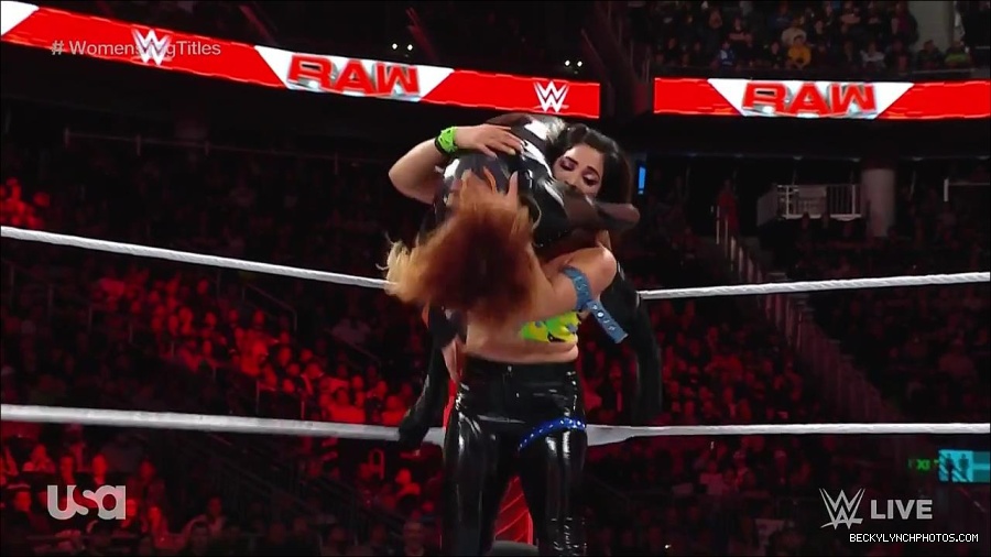 WWE_Monday_Night_Raw_2023_04_10_720p_HDTV_x264-NWCHD_mp4_002745230.jpg