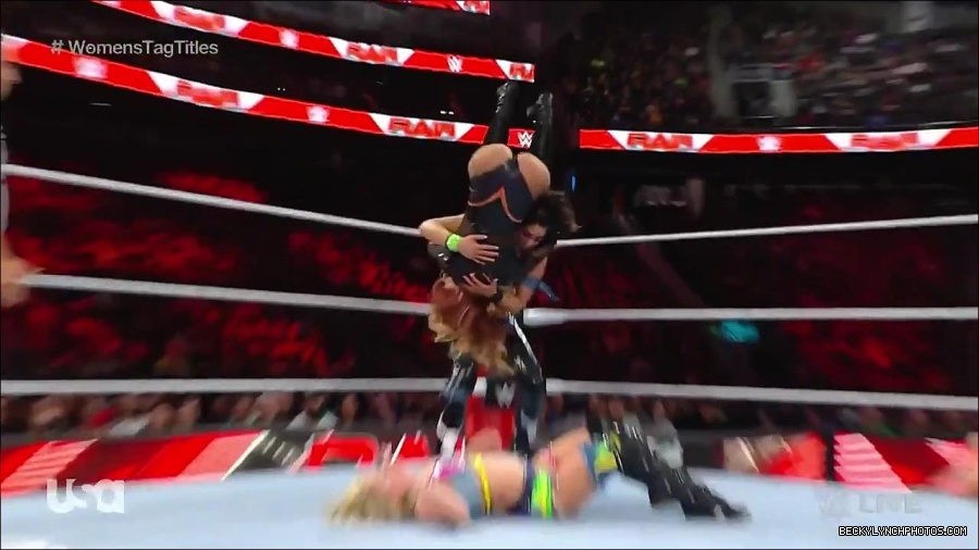 WWE_Monday_Night_Raw_2023_04_10_720p_HDTV_x264-NWCHD_mp4_002745630.jpg