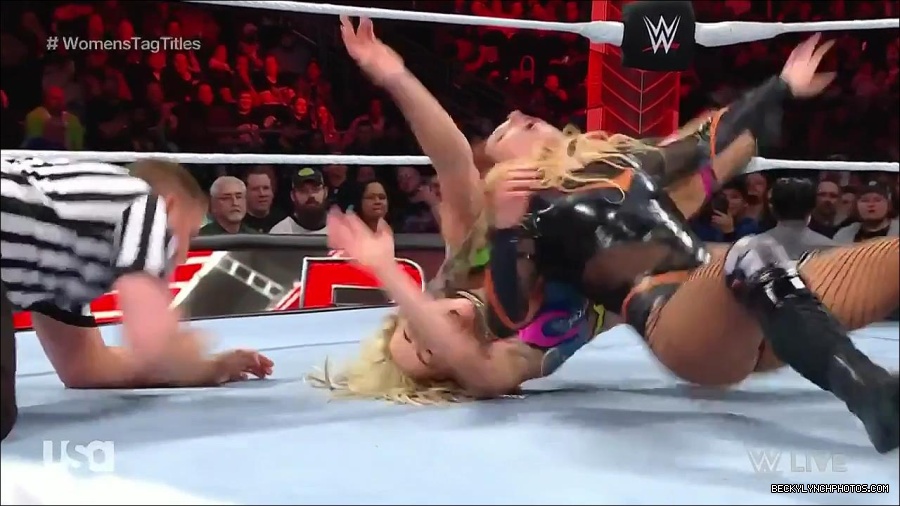 WWE_Monday_Night_Raw_2023_04_10_720p_HDTV_x264-NWCHD_mp4_002750435.jpg