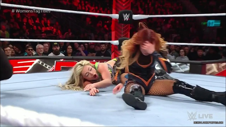 WWE_Monday_Night_Raw_2023_04_10_720p_HDTV_x264-NWCHD_mp4_002751236.jpg