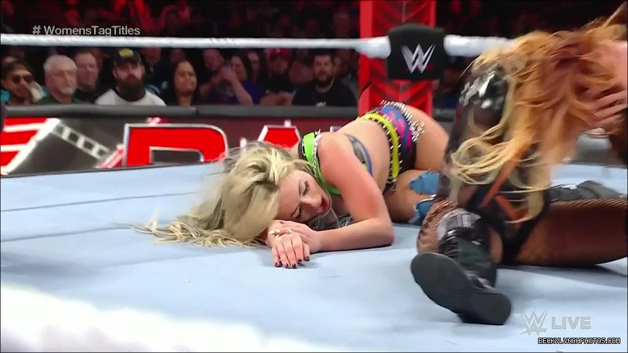 WWE_Monday_Night_Raw_2023_04_10_720p_HDTV_x264-NWCHD_mp4_002751636.jpg