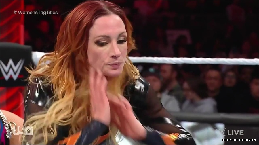 WWE_Monday_Night_Raw_2023_04_10_720p_HDTV_x264-NWCHD_mp4_002754839.jpg