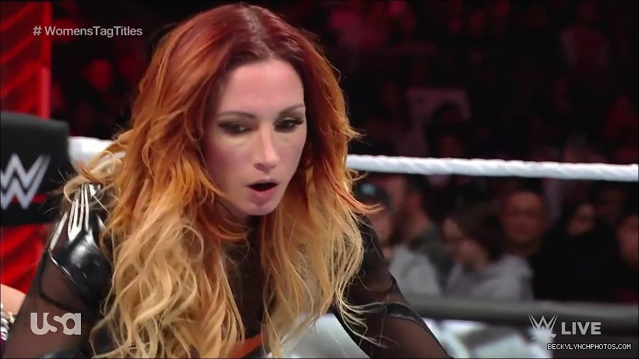 WWE_Monday_Night_Raw_2023_04_10_720p_HDTV_x264-NWCHD_mp4_002756441.jpg