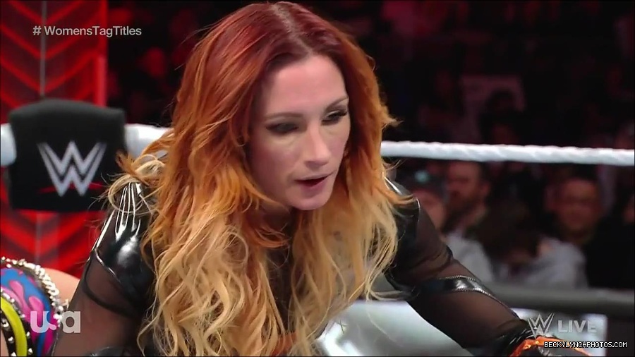 WWE_Monday_Night_Raw_2023_04_10_720p_HDTV_x264-NWCHD_mp4_002756841.jpg