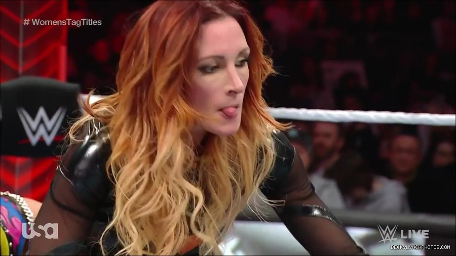 WWE_Monday_Night_Raw_2023_04_10_720p_HDTV_x264-NWCHD_mp4_002757242.jpg