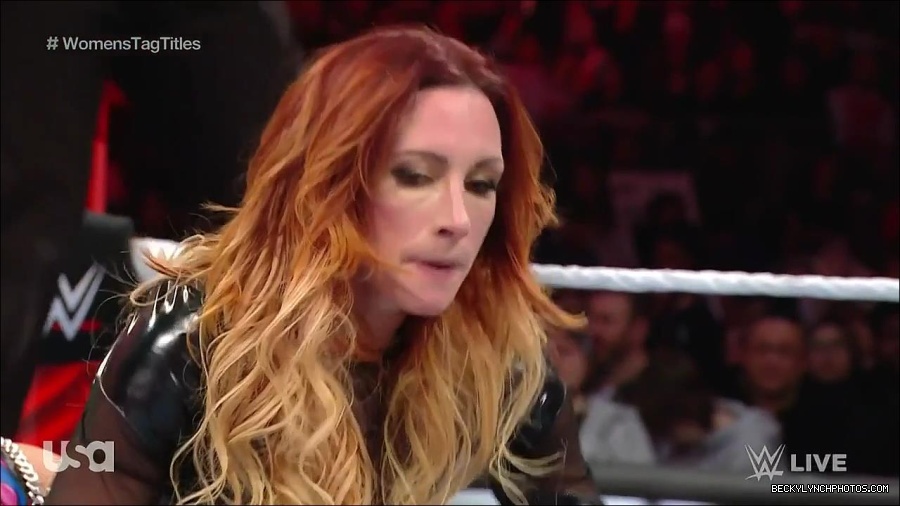 WWE_Monday_Night_Raw_2023_04_10_720p_HDTV_x264-NWCHD_mp4_002757642.jpg