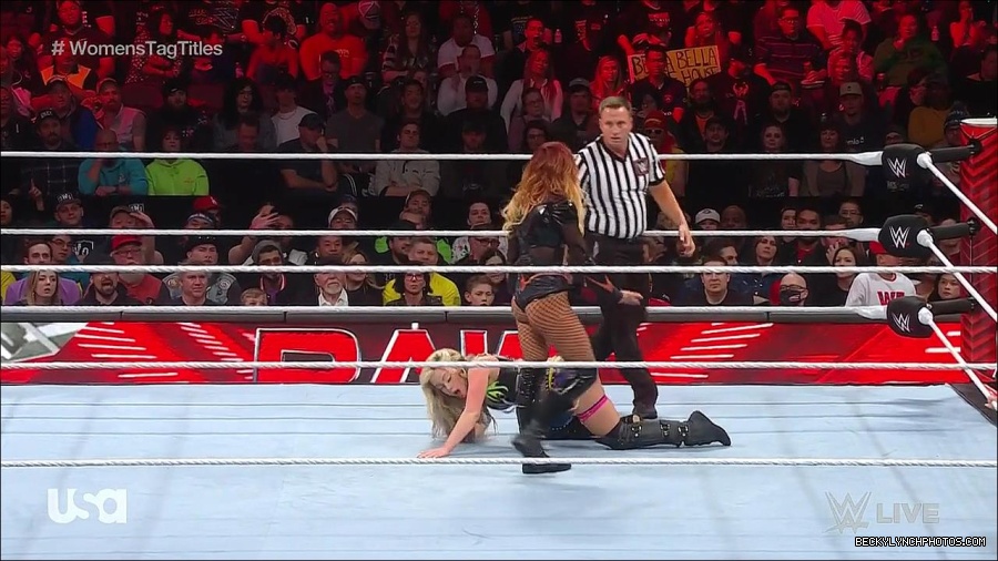 WWE_Monday_Night_Raw_2023_04_10_720p_HDTV_x264-NWCHD_mp4_002767252.jpg