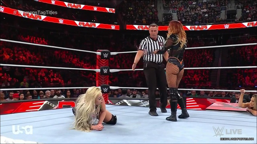 WWE_Monday_Night_Raw_2023_04_10_720p_HDTV_x264-NWCHD_mp4_002768853.jpg