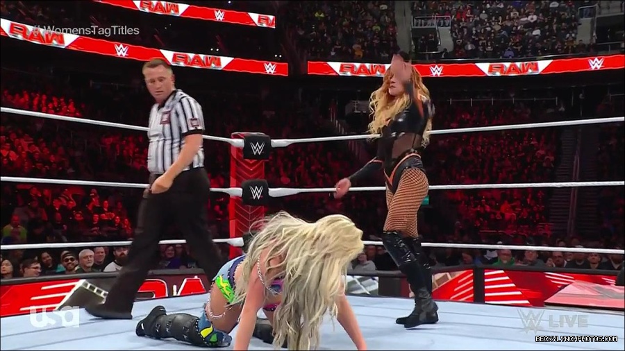 WWE_Monday_Night_Raw_2023_04_10_720p_HDTV_x264-NWCHD_mp4_002770855.jpg