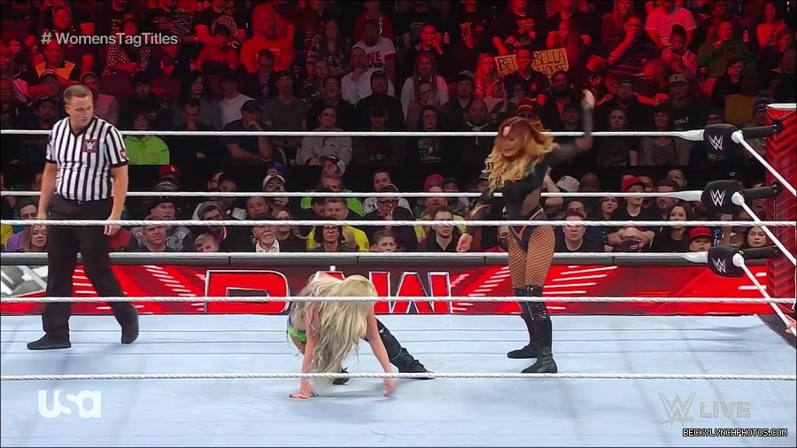 WWE_Monday_Night_Raw_2023_04_10_720p_HDTV_x264-NWCHD_mp4_002773258.jpg