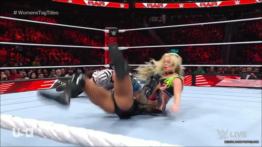 WWE_Monday_Night_Raw_2023_04_10_720p_HDTV_x264-NWCHD_mp4_002781266.jpg