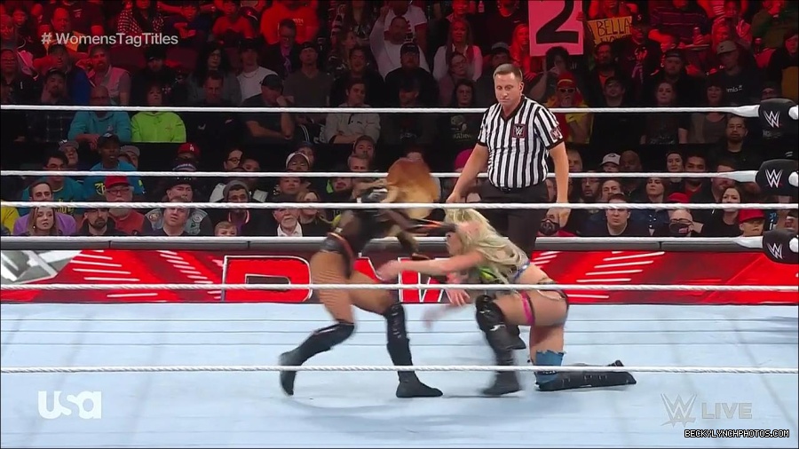 WWE_Monday_Night_Raw_2023_04_10_720p_HDTV_x264-NWCHD_mp4_002783268.jpg