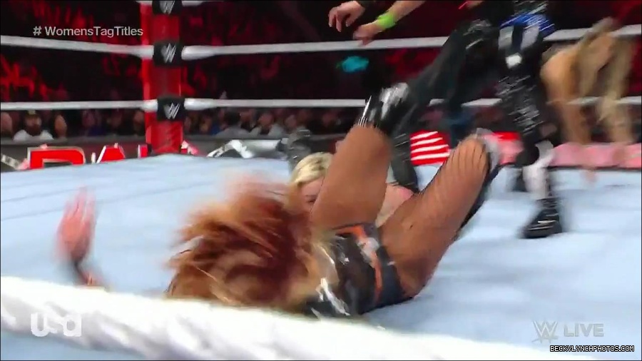 WWE_Monday_Night_Raw_2023_04_10_720p_HDTV_x264-NWCHD_mp4_002790875.jpg