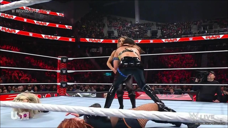 WWE_Monday_Night_Raw_2023_04_10_720p_HDTV_x264-NWCHD_mp4_002793678.jpg