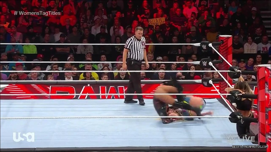 WWE_Monday_Night_Raw_2023_04_10_720p_HDTV_x264-NWCHD_mp4_002814899.jpg