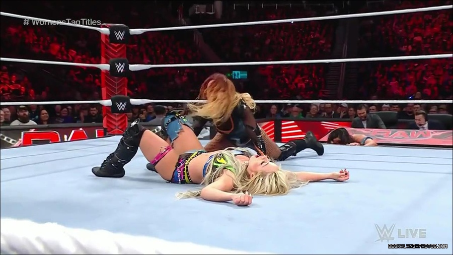 WWE_Monday_Night_Raw_2023_04_10_720p_HDTV_x264-NWCHD_mp4_002820905.jpg