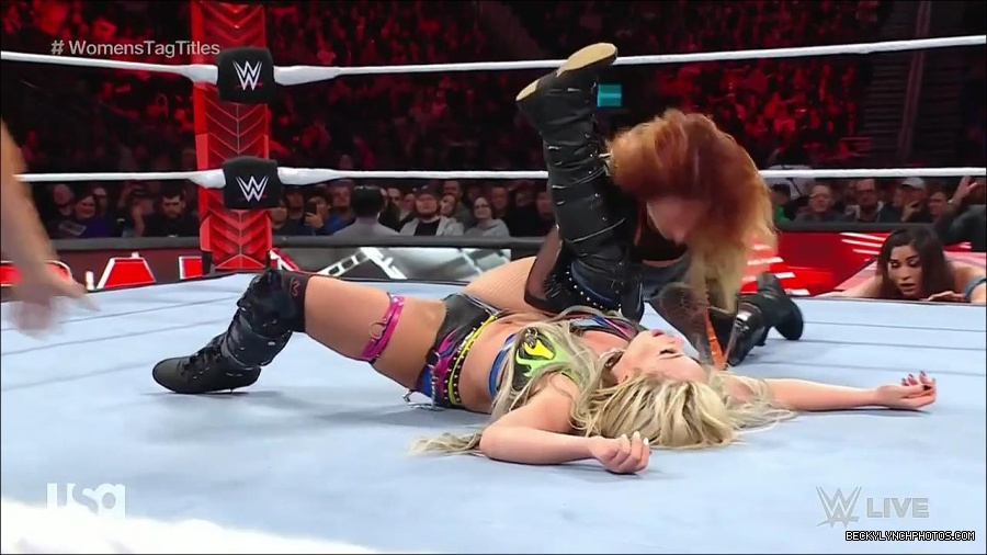 WWE_Monday_Night_Raw_2023_04_10_720p_HDTV_x264-NWCHD_mp4_002821706.jpg