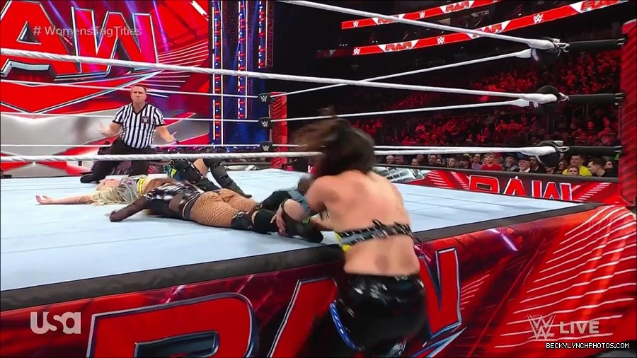 WWE_Monday_Night_Raw_2023_04_10_720p_HDTV_x264-NWCHD_mp4_002824909.jpg