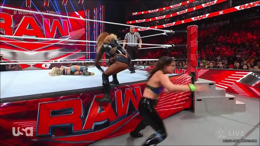 WWE_Monday_Night_Raw_2023_04_10_720p_HDTV_x264-NWCHD_mp4_002832116.jpg