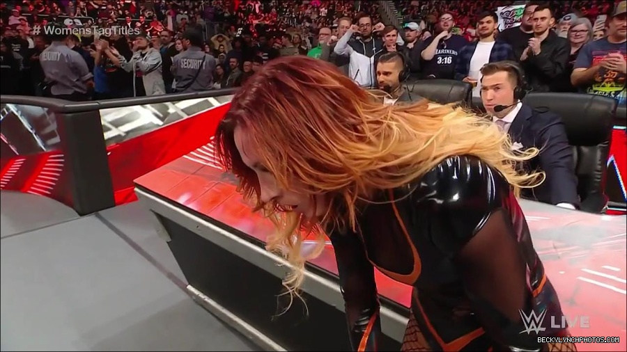 WWE_Monday_Night_Raw_2023_04_10_720p_HDTV_x264-NWCHD_mp4_002873758.jpg