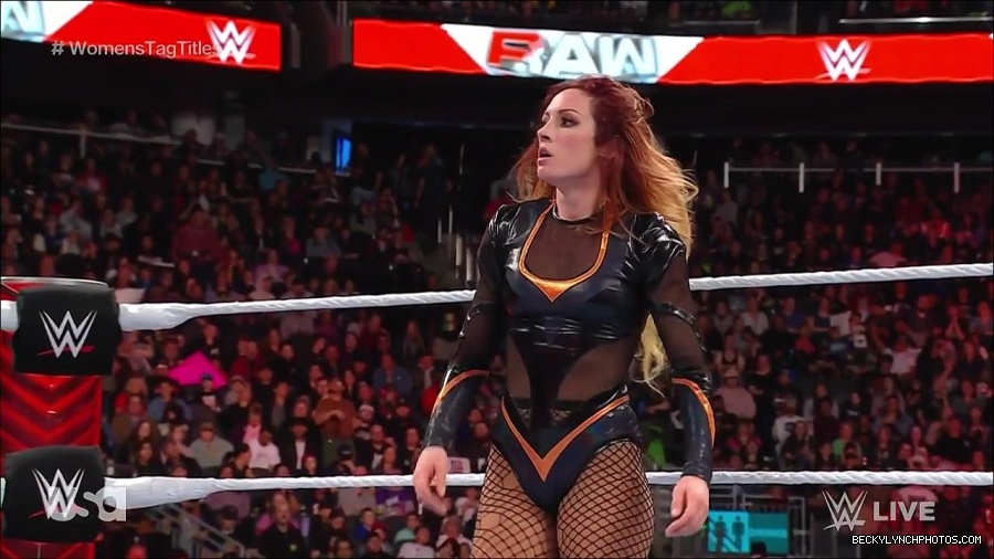 WWE_Monday_Night_Raw_2023_04_10_720p_HDTV_x264-NWCHD_mp4_002921005.jpg