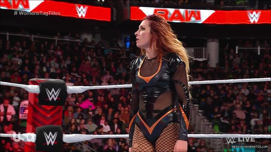 WWE_Monday_Night_Raw_2023_04_10_720p_HDTV_x264-NWCHD_mp4_002921806.jpg